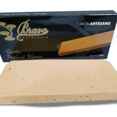 Turrón Praliné Blanco Turrón Praliné Blanco, Turrón Artesano, Turrón chocolate, Pastelería Bravo, Los Yébenes, Turrón Toledo