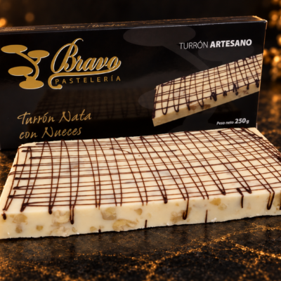 Turrón Nata con Nueces Turrón Nata con Nueces